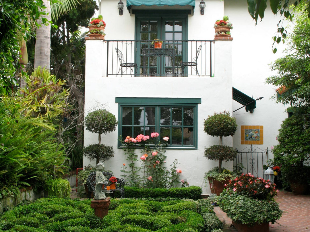 Garden Cottage At The Green  Inn