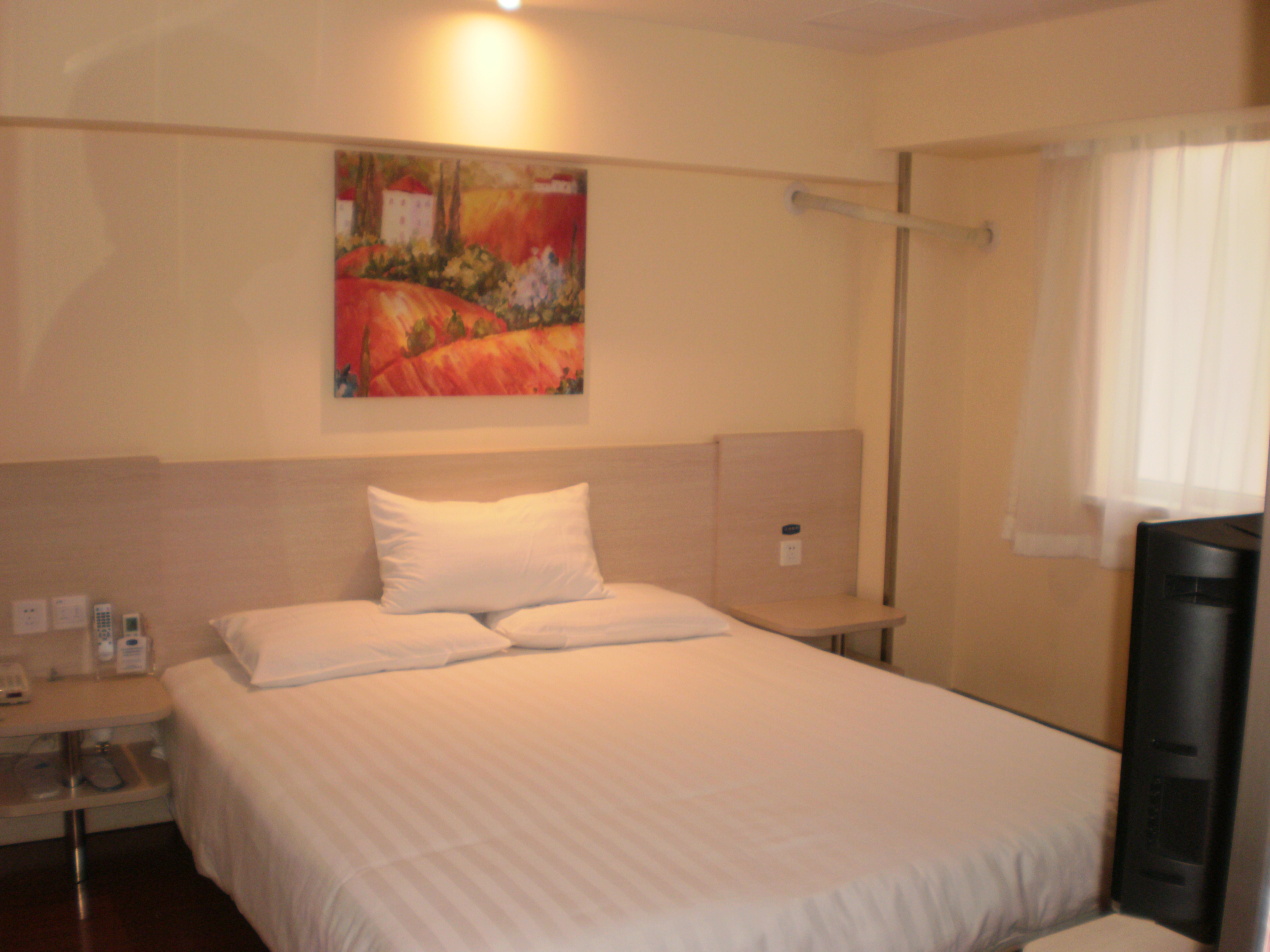 汉庭北京军博酒店-客卧