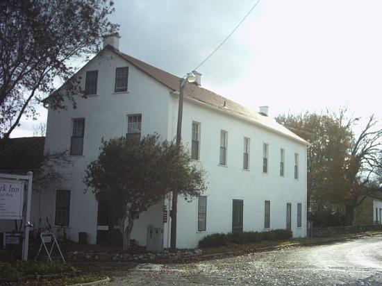 Landmark Inn State Historic Site-浴室