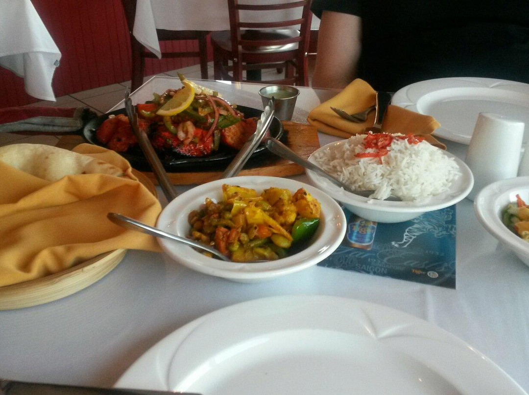 Mia's indian Cuisine