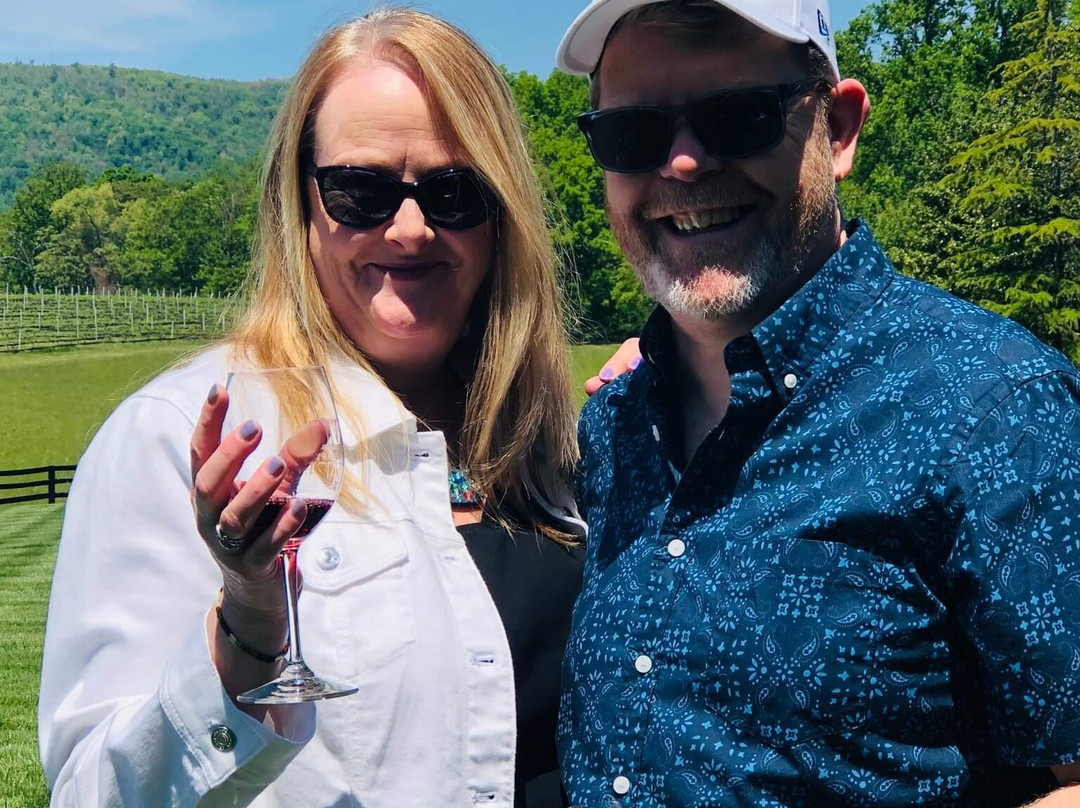 Virginia Blue Ridge Wine Tours-夏洛茨维尔必去景点