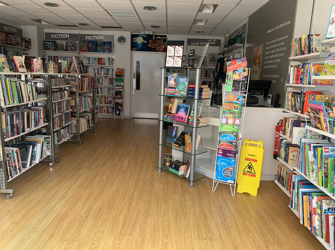 British Red Cross Plympton Bookshop-普利茅斯必去景点