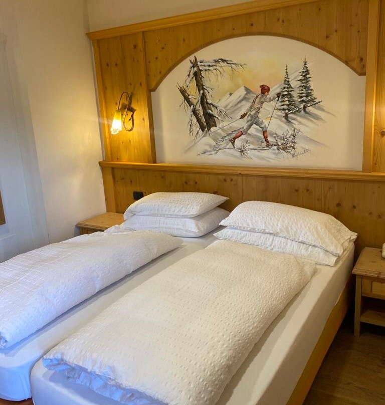 Hotel Amerikan主图