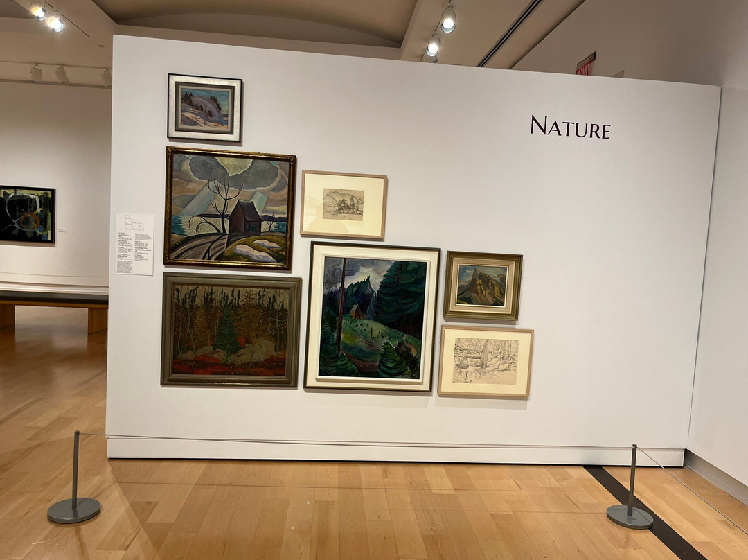 Robert McLaughlin Gallery-奥沙瓦必去景点