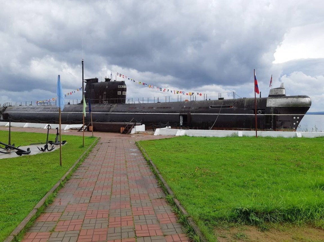 Museum Submarine B-440景点图片