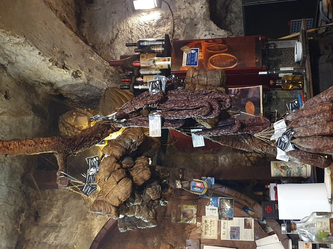 La Vieille Cave-Corte必去景点