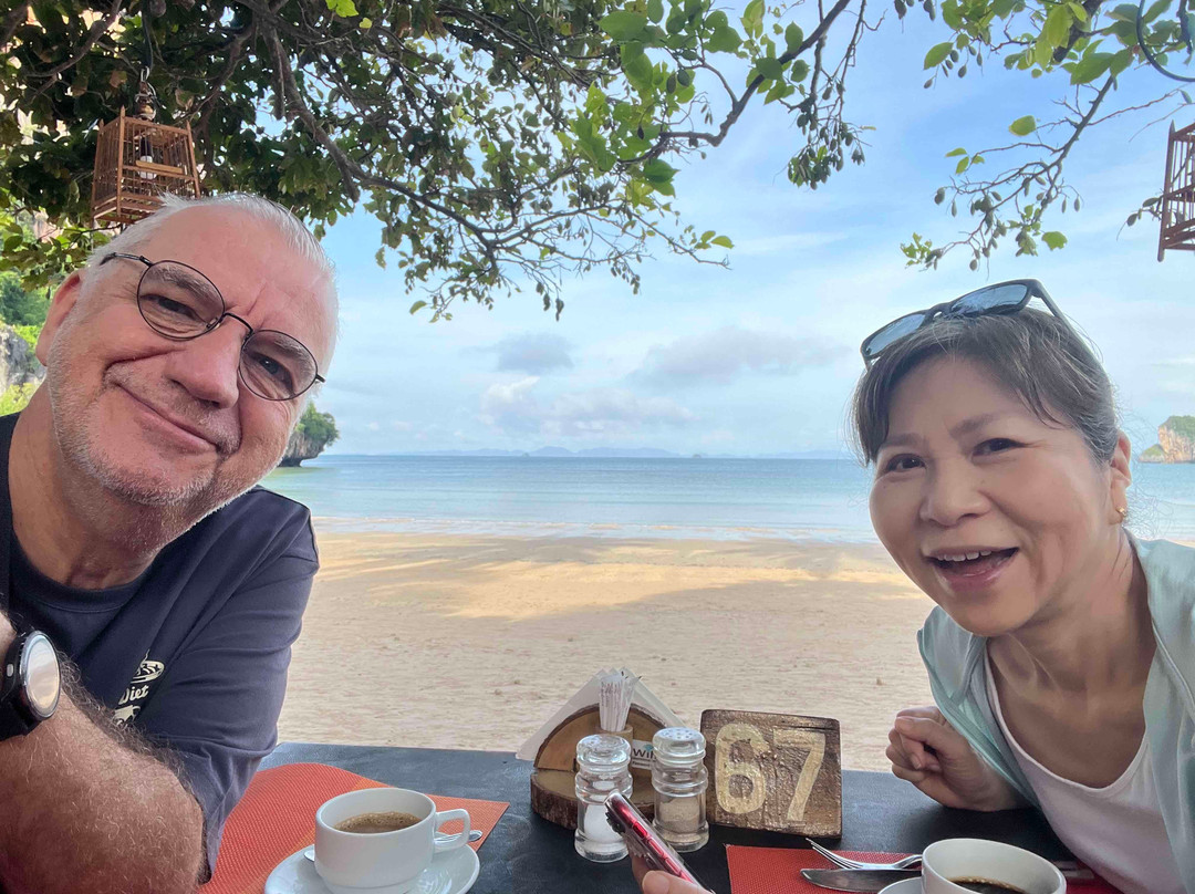 莱雷湾度假村主图