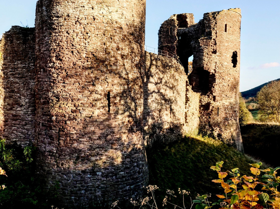 Grosmont Castle景点图片