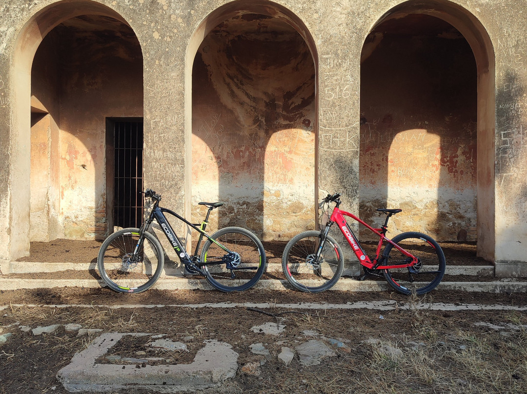 LEROS BIKES cycling STORE-Lakki必去景点
