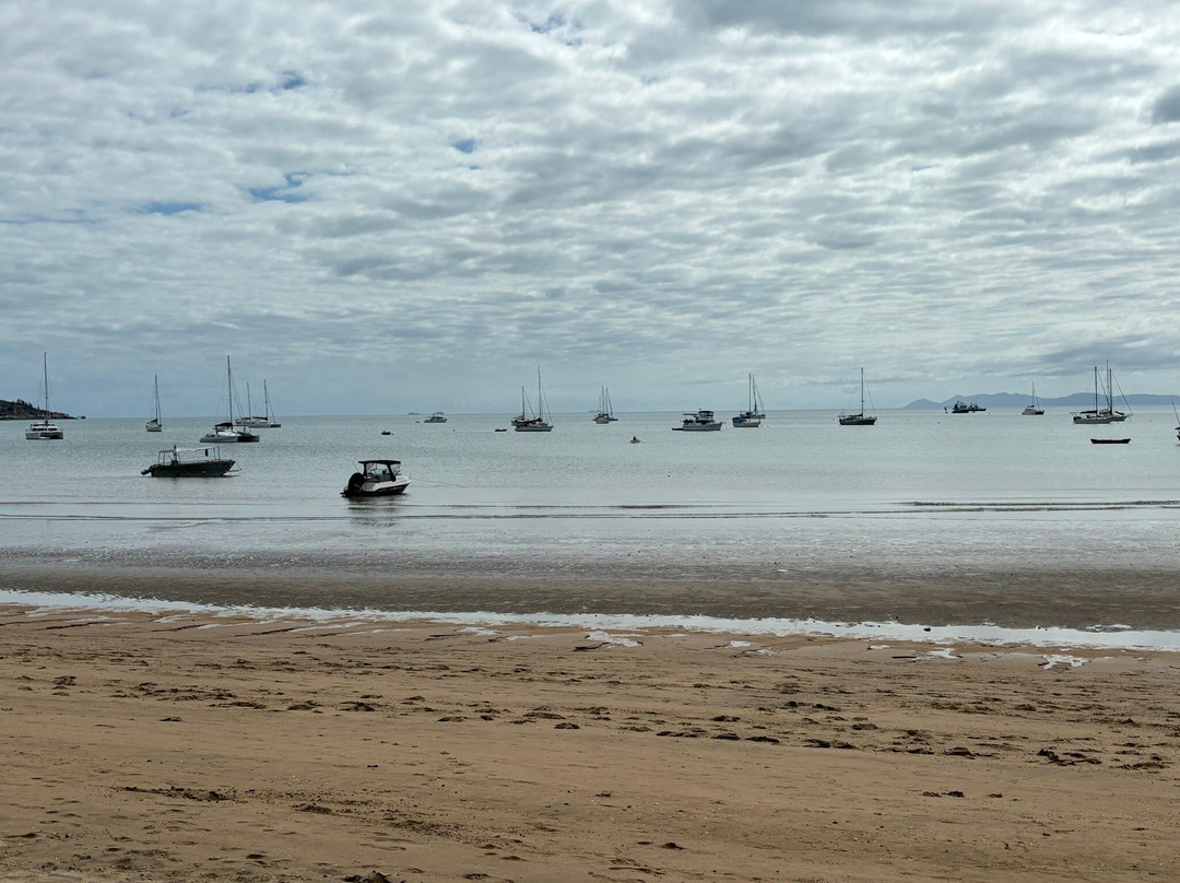 Magnetic Jet Ski Tours-Horseshoe Bay必去景点