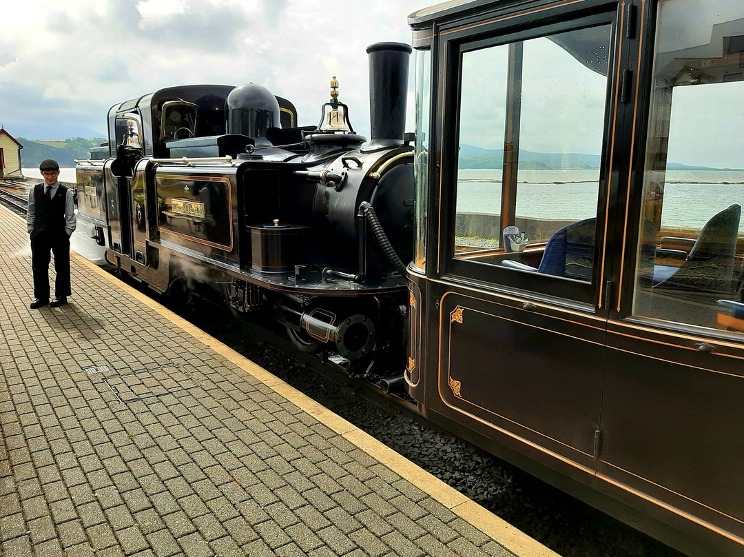 Porthmadog Railway Station景点图片