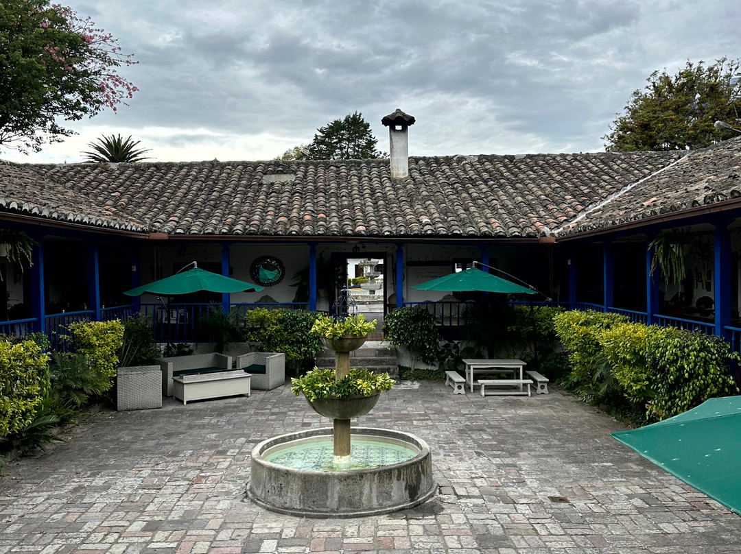 卡罗拉维庄园酒店主图