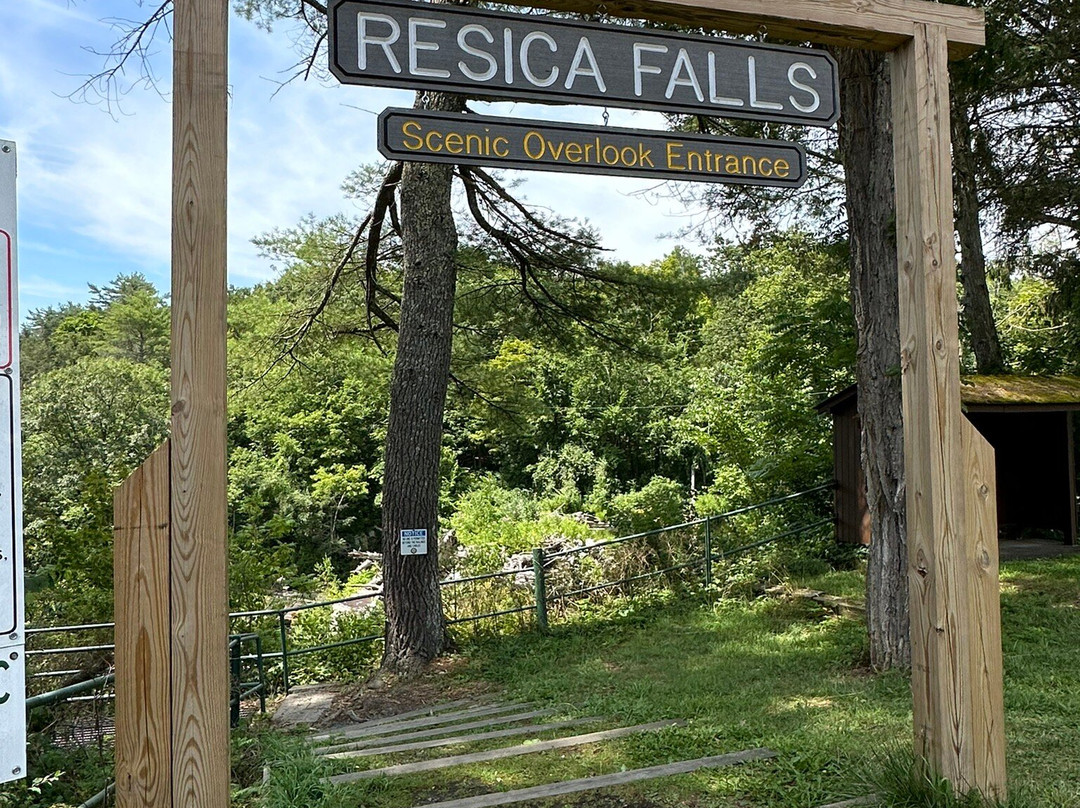 Resica Falls Scout Reservation景点图片