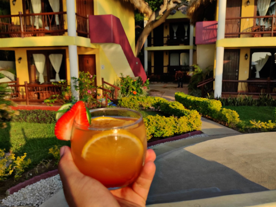 Tronco Bay Inn Resort主图