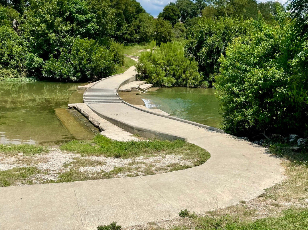 Blue Hole-Georgetown必去景点