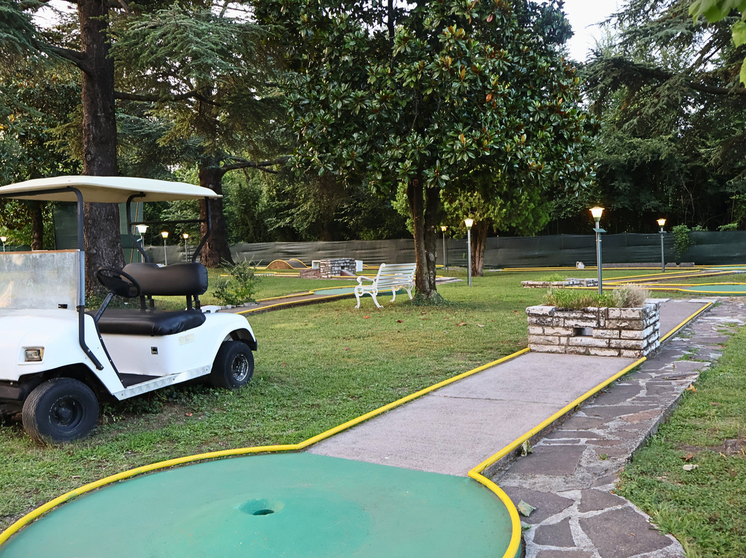 Centro Tennis Frantoio Manestrini-Manerba del Garda必去景点