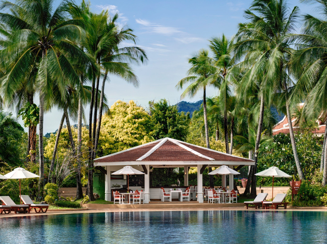 The Pool House At Santiburi