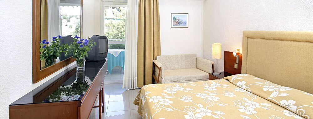 Hotel Alexandros主图