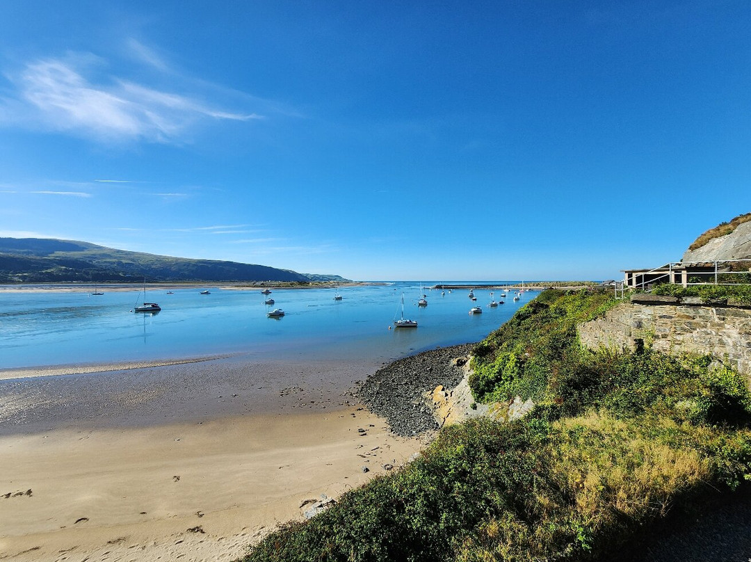 Barmouth Beach Club主图