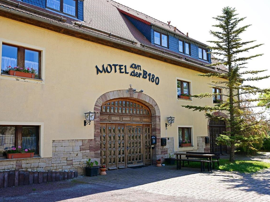 Motel an der B180主图