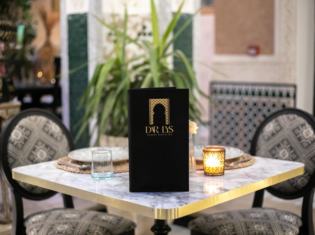 Dar Lys- Restaurant