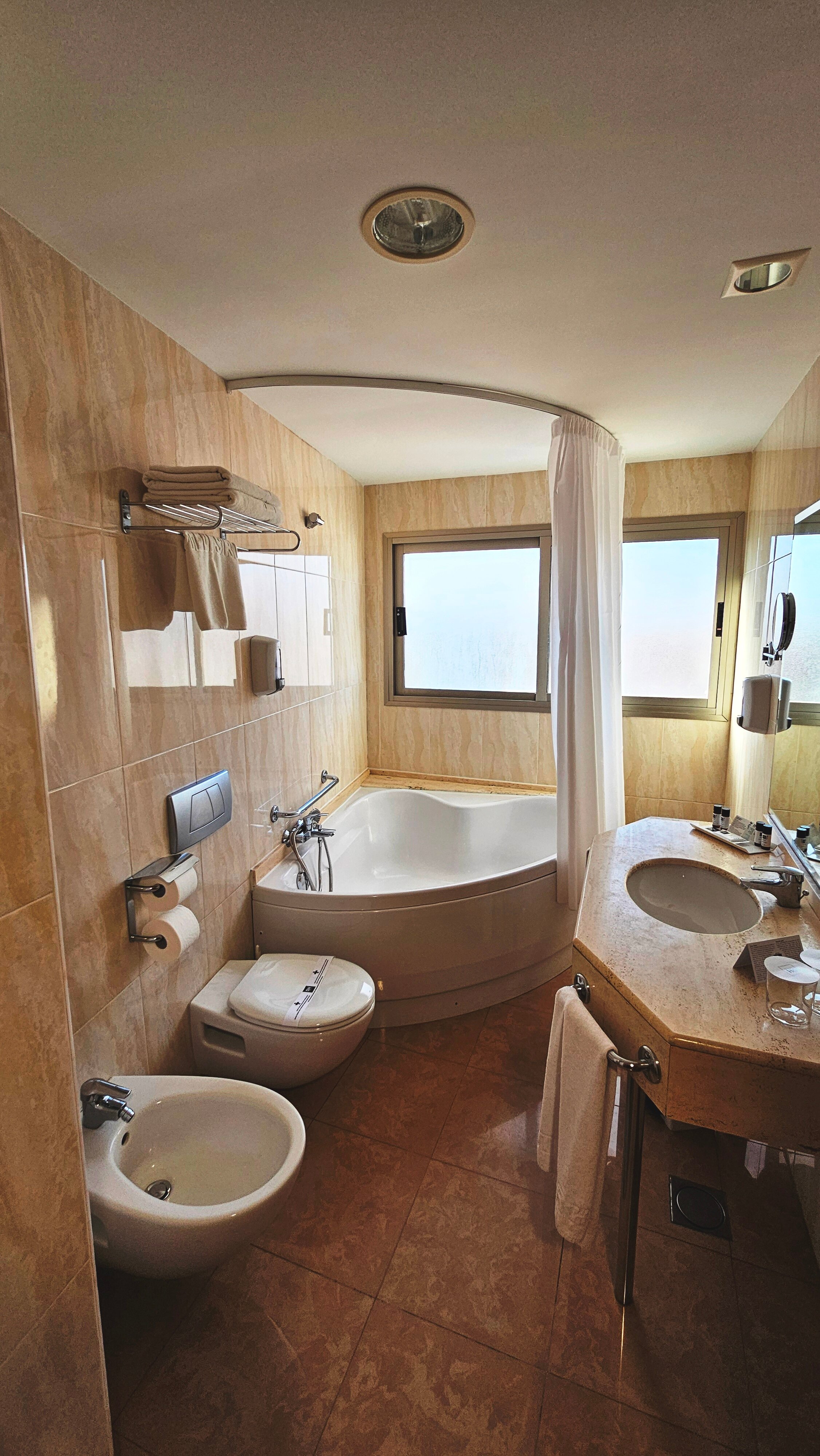 Hotel RH Gijon-浴室