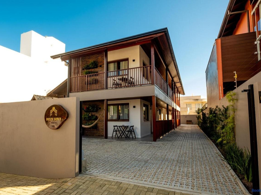 Banzai Brava Suites