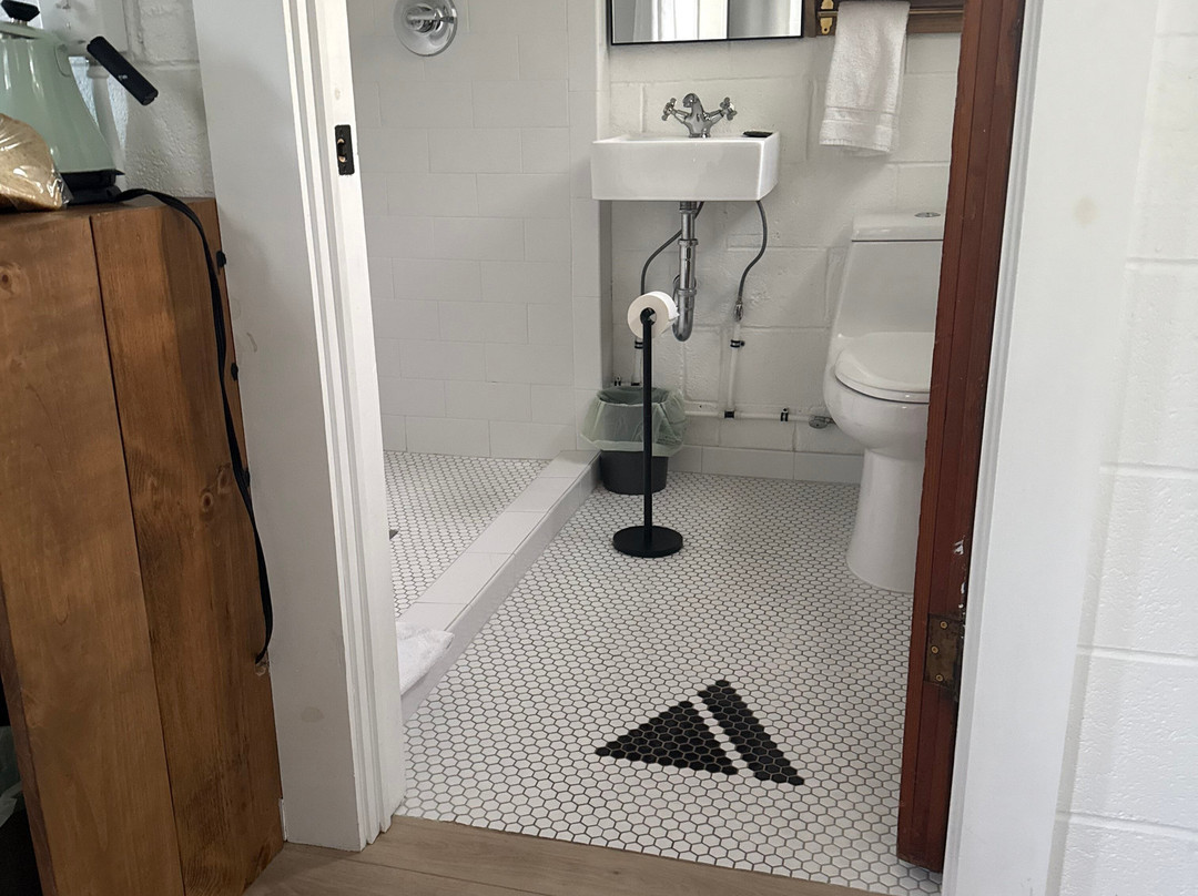 Triangle Motel主图