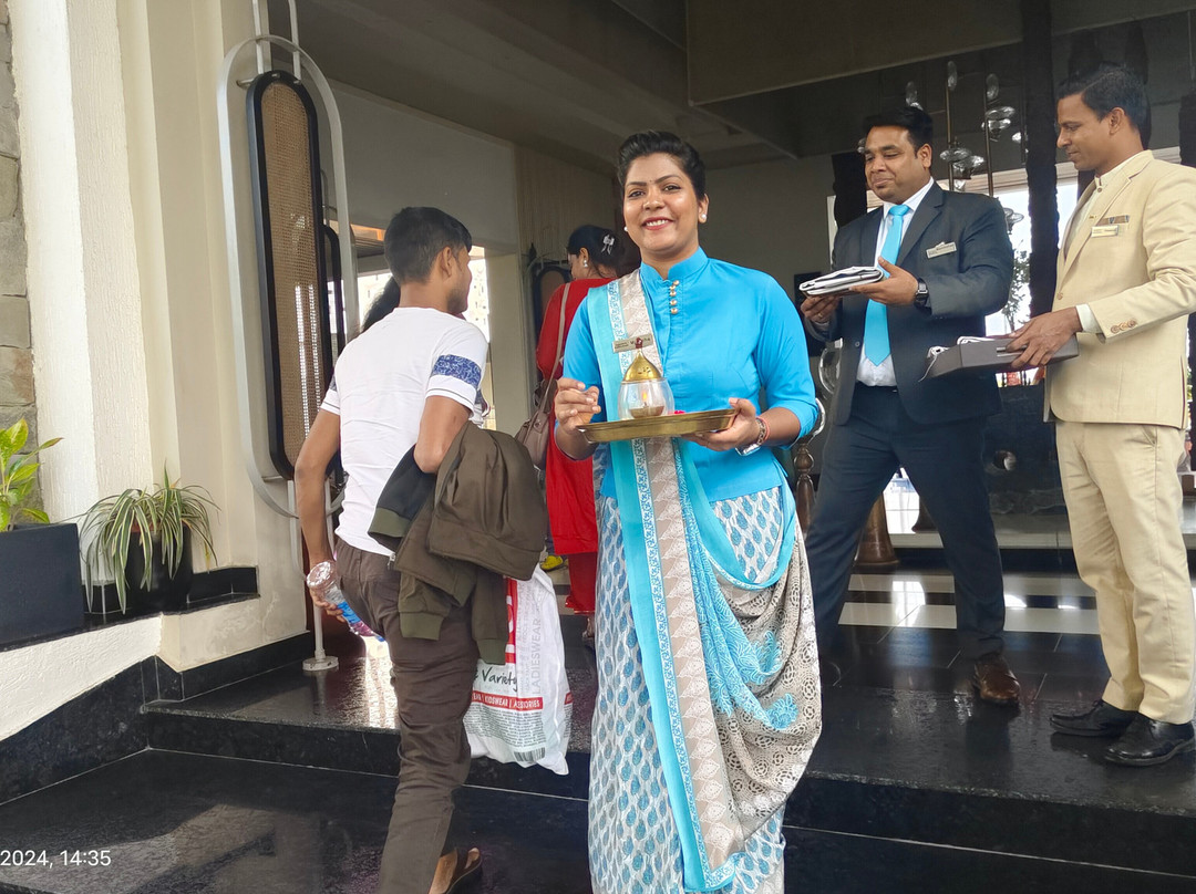 Land’s End Resort & Spa主图