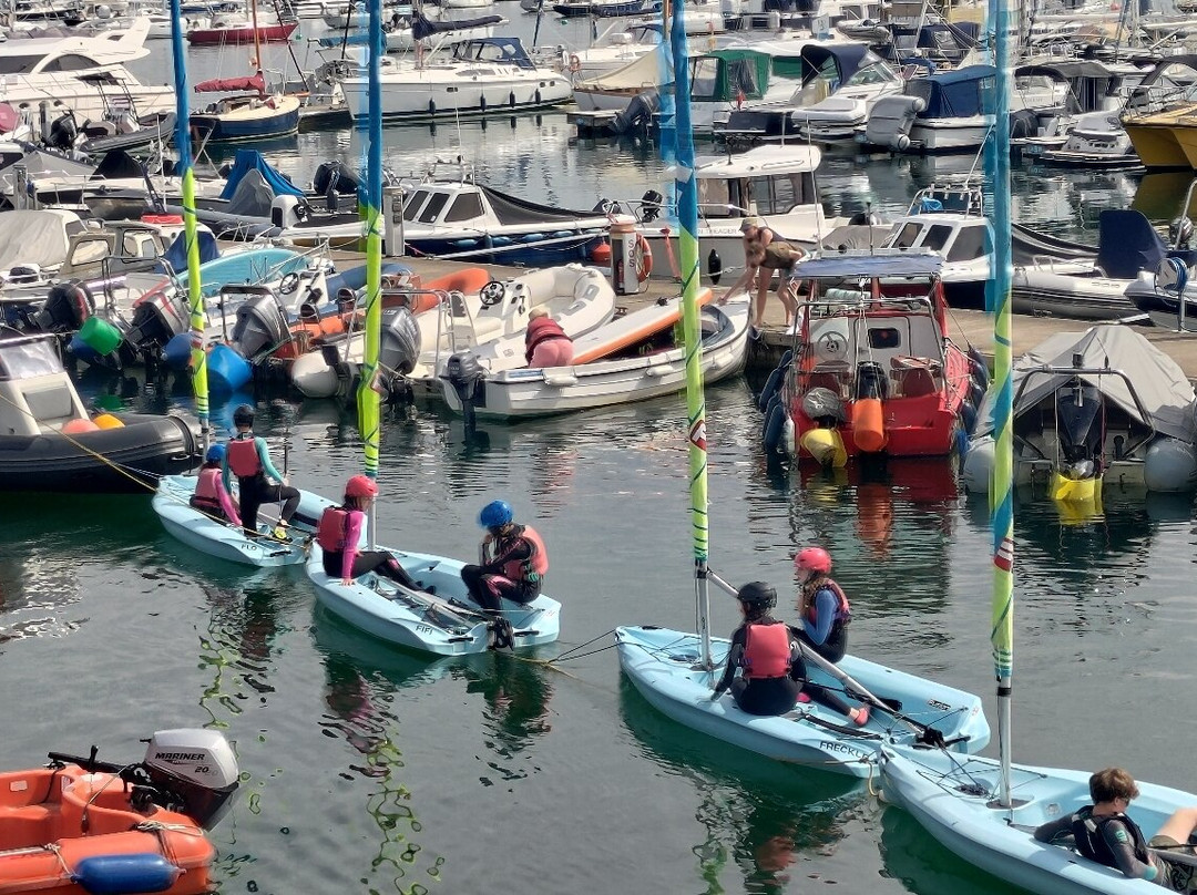 Mylor Sailing and Powerboat School景点图片