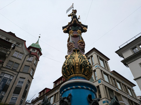 Fritschibrunnen-卢塞恩必去景点