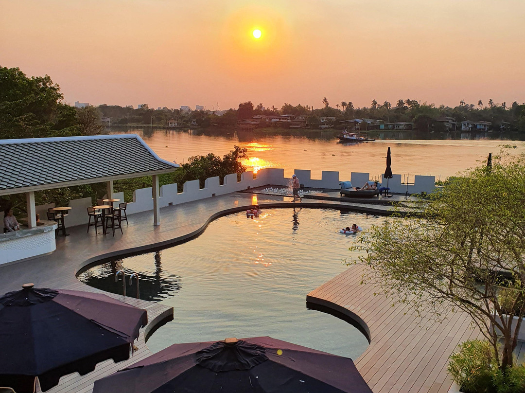 好友东方滨江帕科瑞德酒店主图