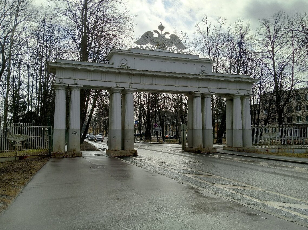 Nikolayevskiye Gates景点图片
