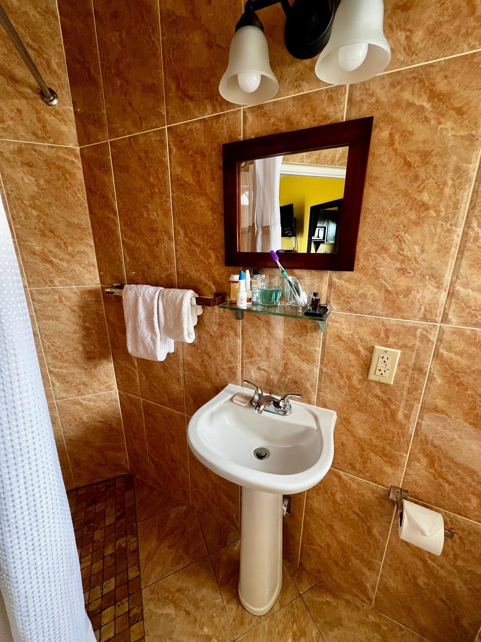 Jolly Castle Hotel-官方