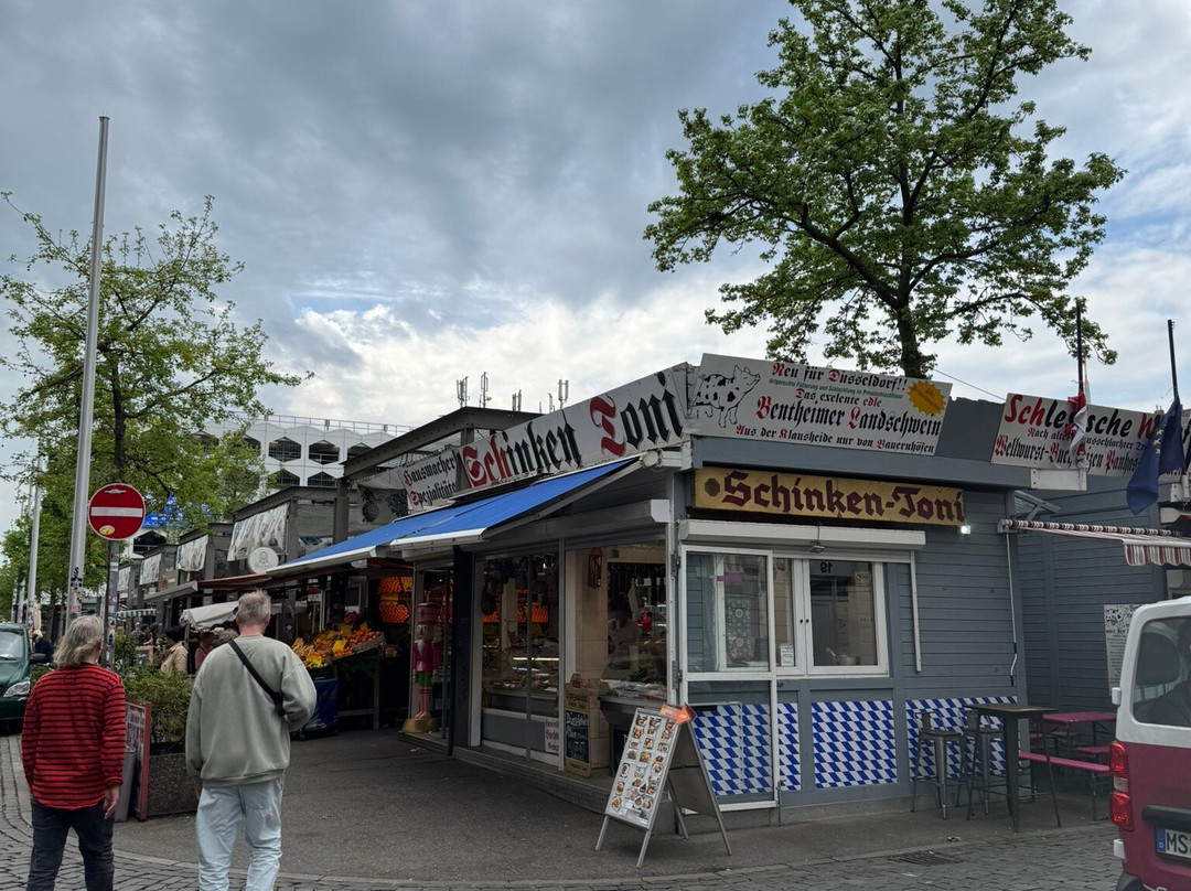Carlsplatz Markt-杜塞尔多夫必去景点
