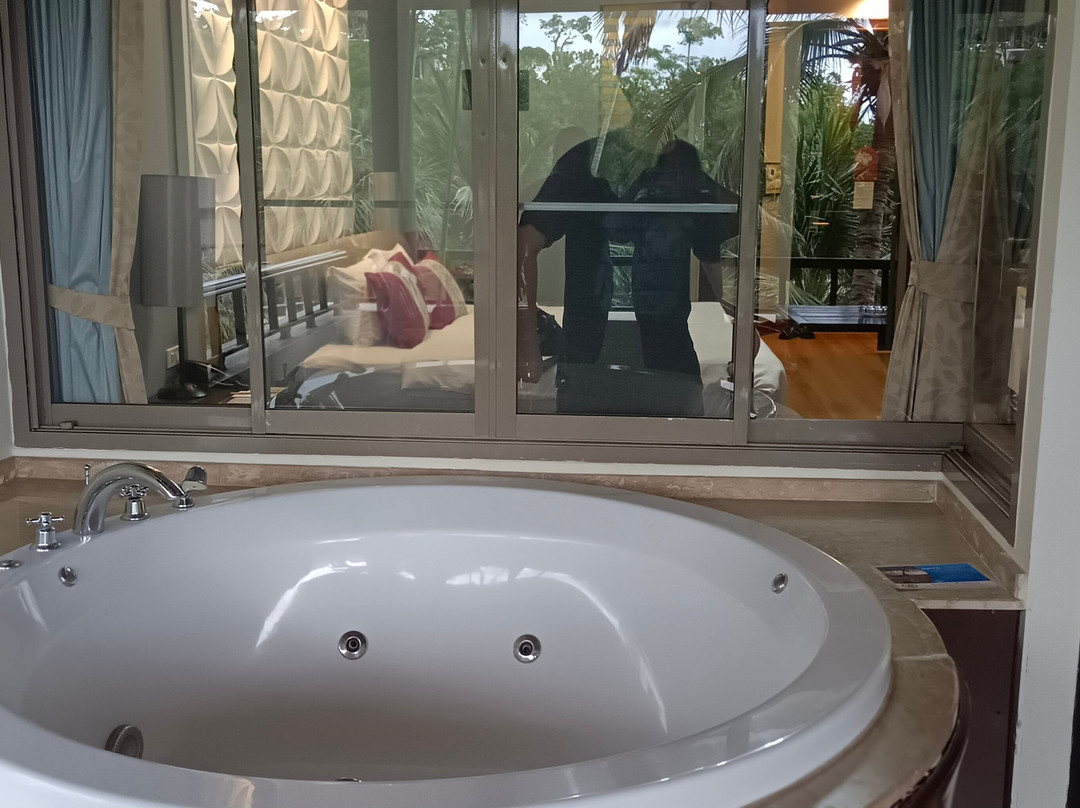 斯普林菲尔德乡村高尔夫水疗酒店主图