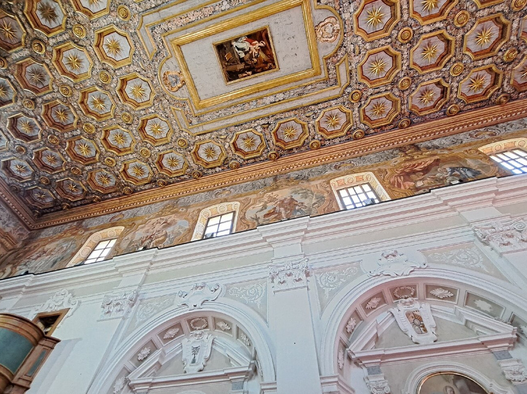 Chiesa di San Francesco-Sant'Agata de' Goti必去景点