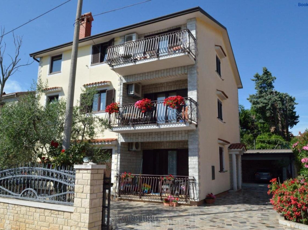 Apartments Ruža