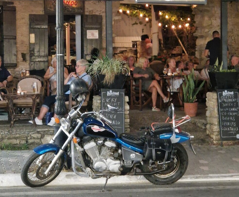 Red Lips-Platanias必去景点