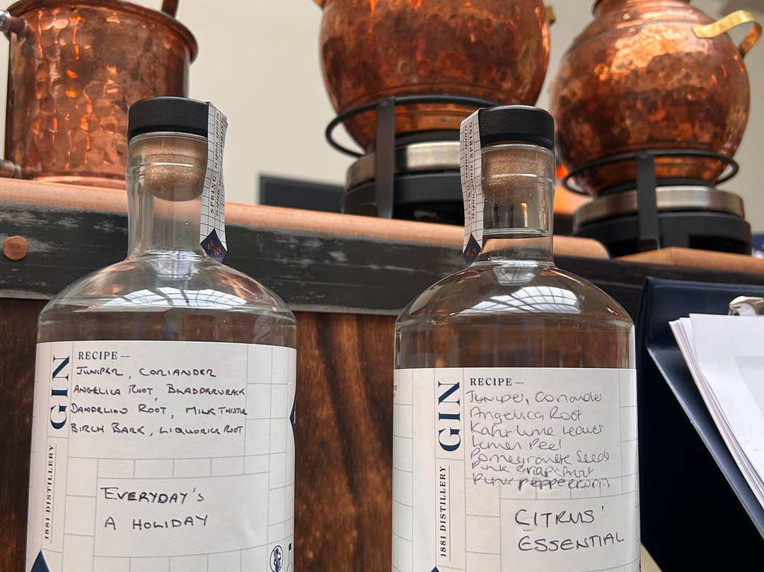 1881 Distillery & Gin School-皮布尔斯必去景点