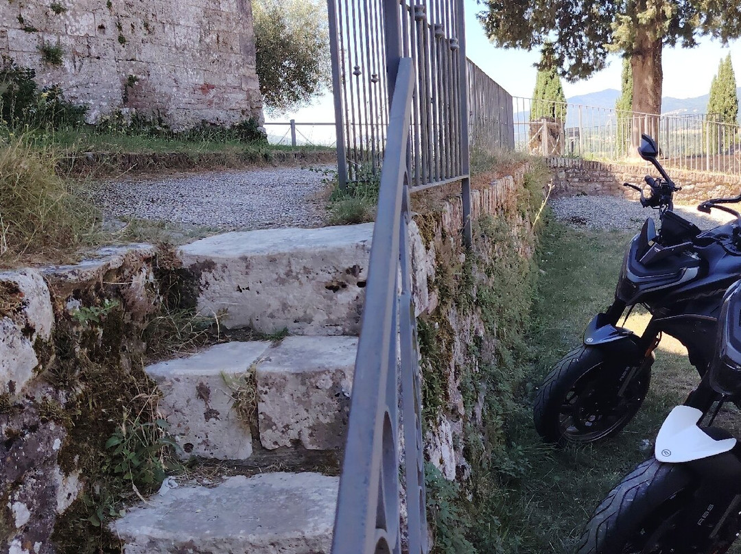 Cappella di San Galgano a Montesiepi-丘斯迪诺必去景点