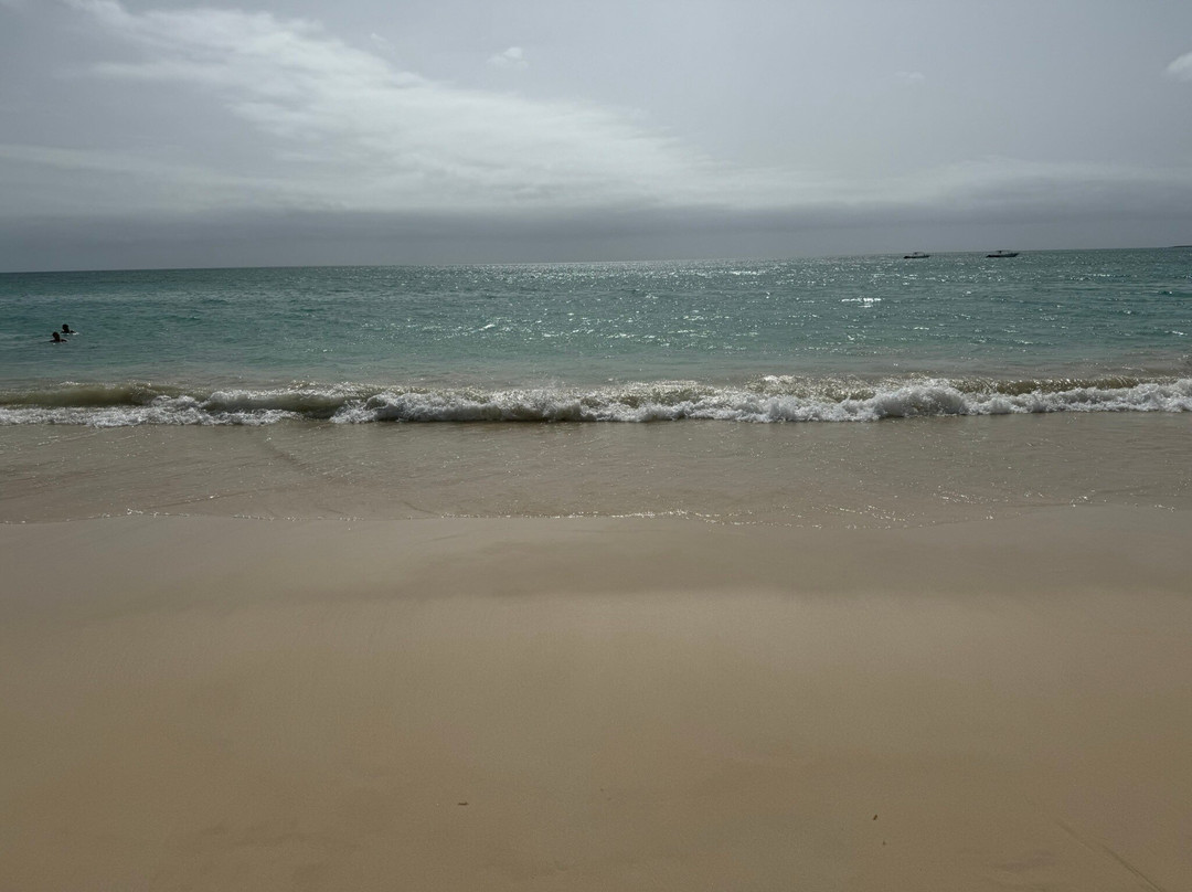 Praia Das Dunas-Rabil必去景点