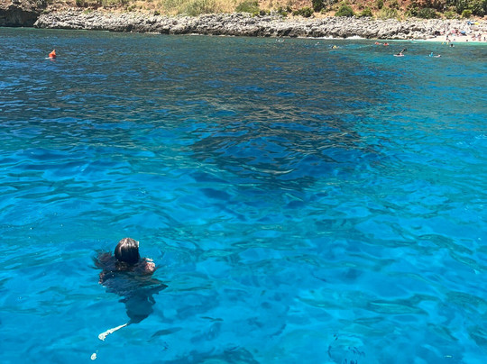 Apicella Rent Boat-戈尔福海堡必去景点