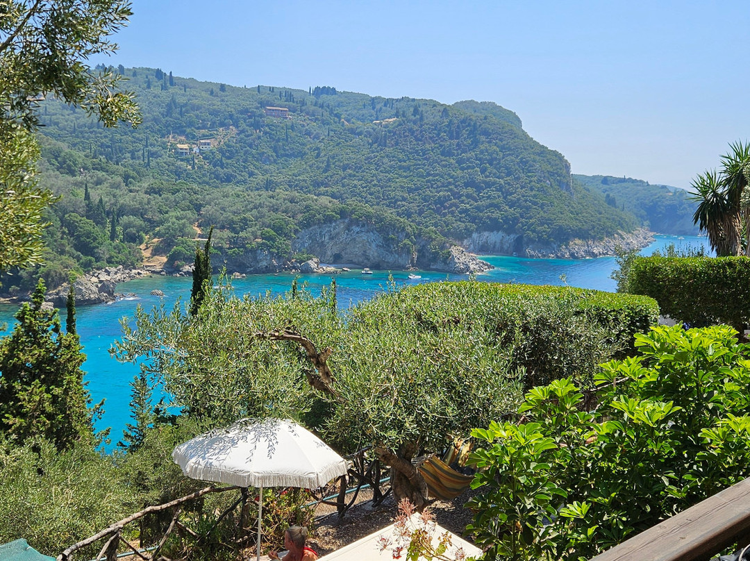 Acapulco Pool Bar-Paleokastritsa必去景点