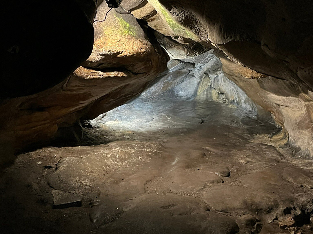 St. Fillan's Cave-Pittenweem必去景点