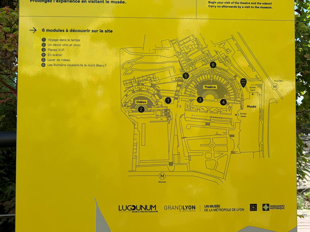 富维耶古罗马剧场-里昂必去景点