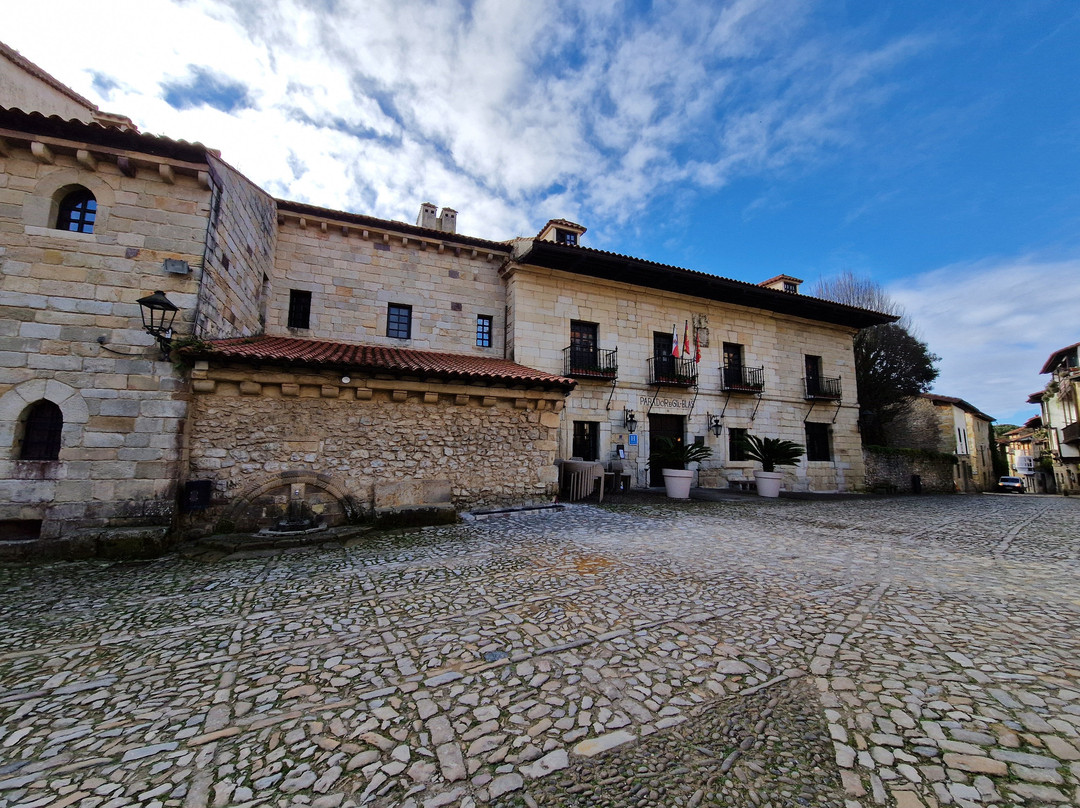 Parador de Santillana Gil Blas主图