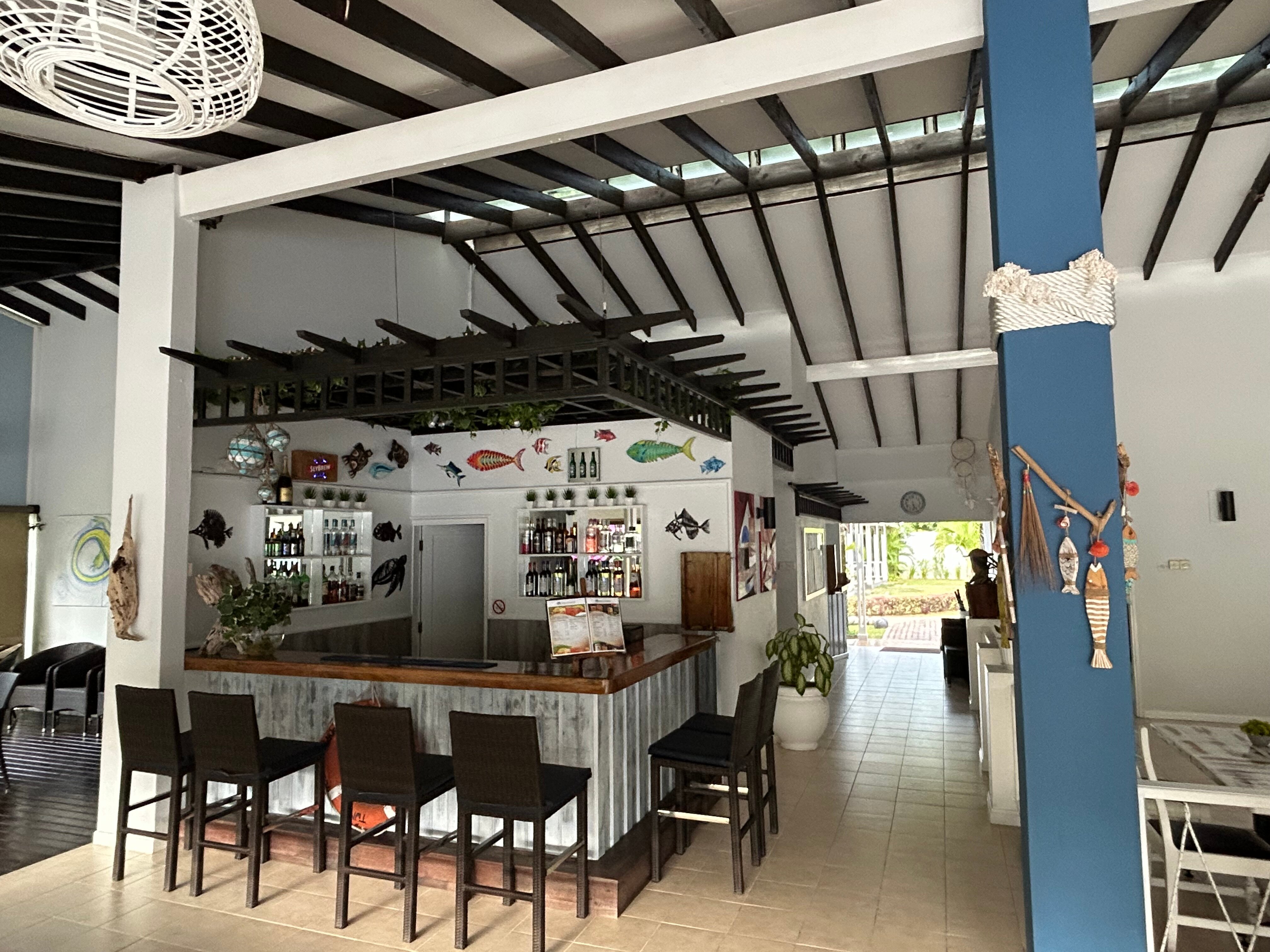 Hotel la Roussette-官方