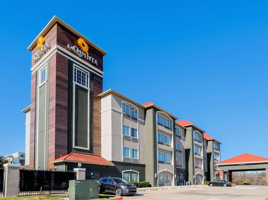 La Quinta Inn & Suites by Wyndham Fort Worth Eastchase