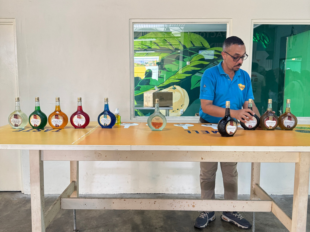 Curacao Liqueur Distillery-威廉斯塔德必去景点
